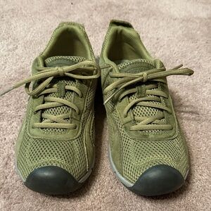 Women’s Keen Olive Green Mesh Lace-Up Shoes